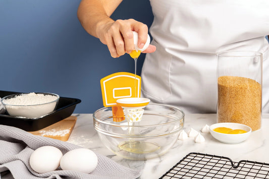 Dunk N' Egg Yolk Separator